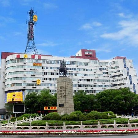 Super 8 Hotel Chengde Imperial Summer Resort Экстерьер фото