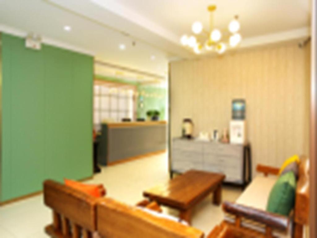 Super 8 Hotel Chengde Imperial Summer Resort Экстерьер фото